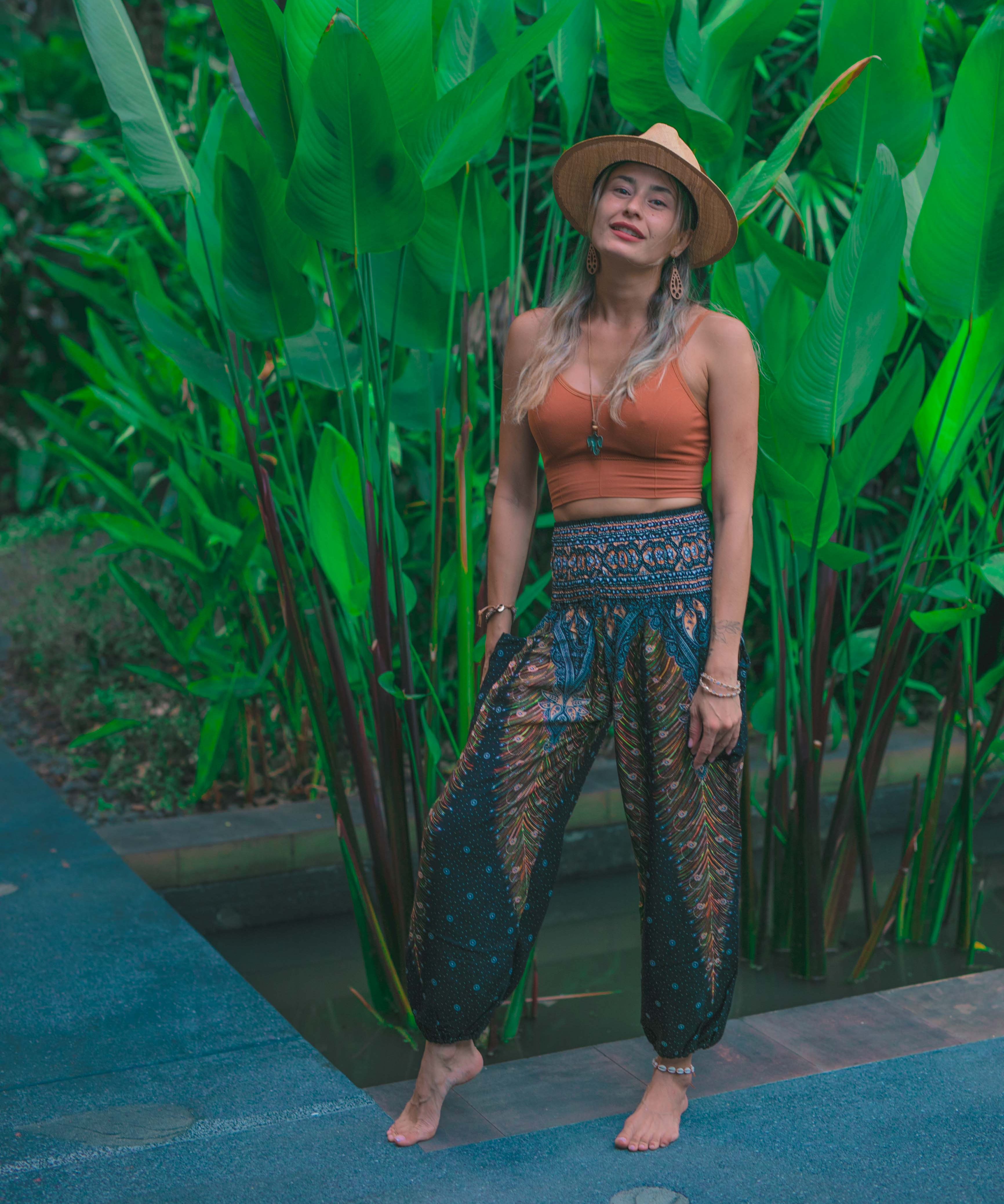 LOPBURI BOHO PANTS - BLACK Elepanta Elastic Waist | Harem Pants - Buy Today Elephant Pants Jewelry And Bohemian Clothes Handmade In Thailand Help To Save The Elephants FairTrade And Vegan