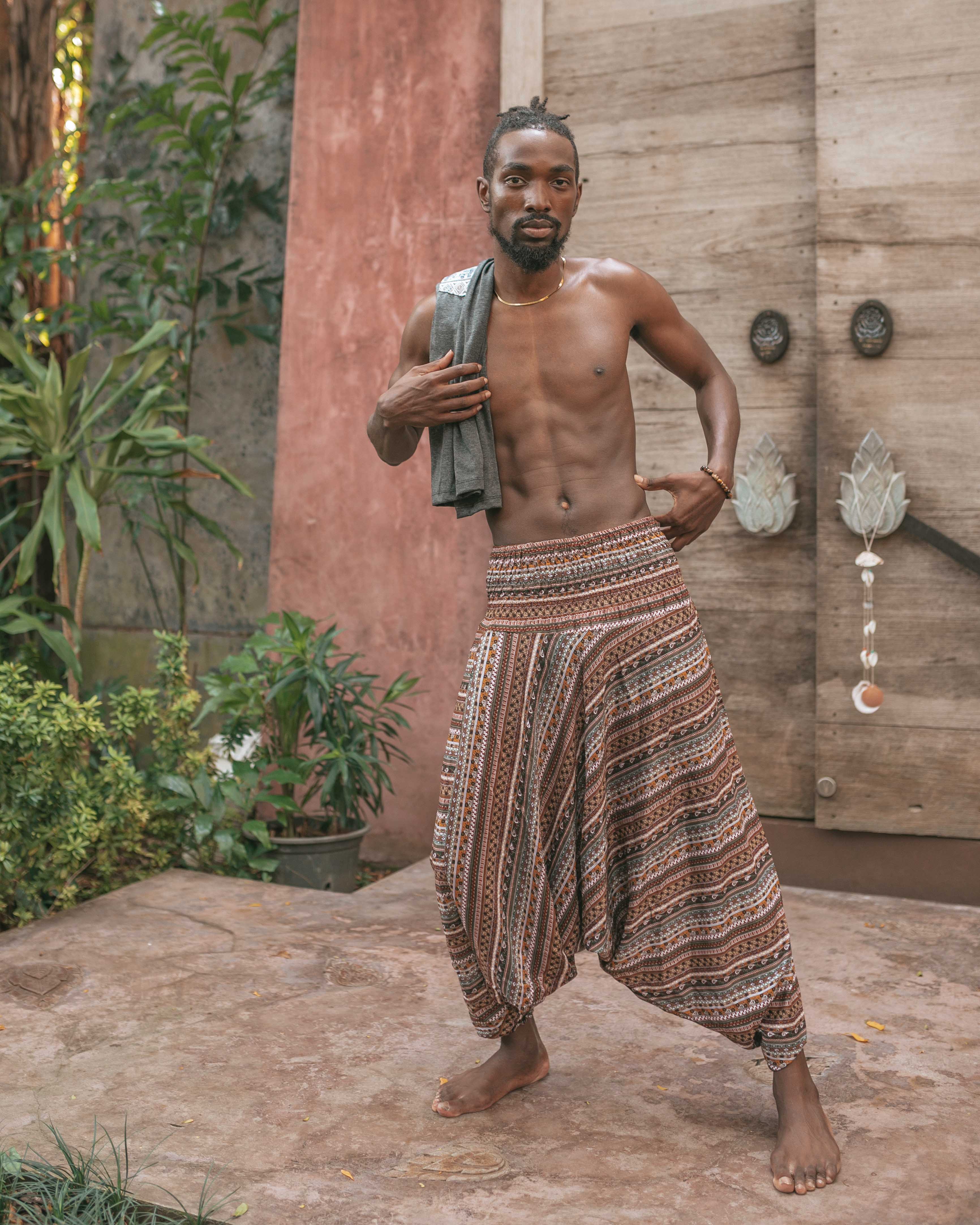 SARJANA HANDICRAFTS Men's Cotton Harem Yoga Baggy Genie Boho Pants One Size  Brown